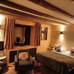 Domaine De L'olifant 3* Champanges