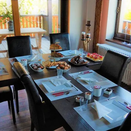 Domaine De L'olifant Couette-café Champanges