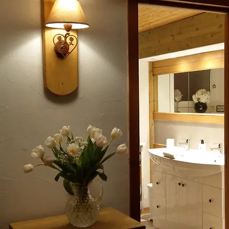 Domaine De L'olifant 3*